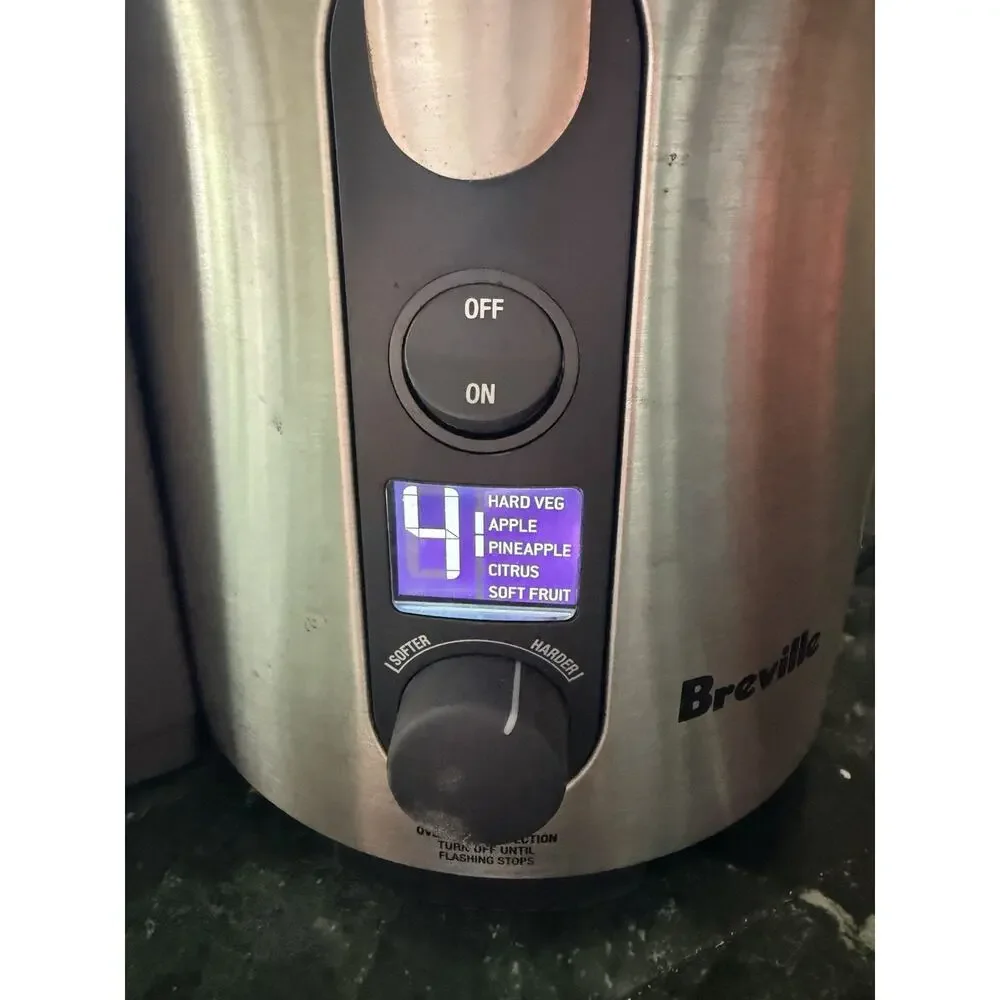 BREVILLE BJE510XL Juice Fountain Multi Speed Veggie Fruit Juicer WORKS GREAT!